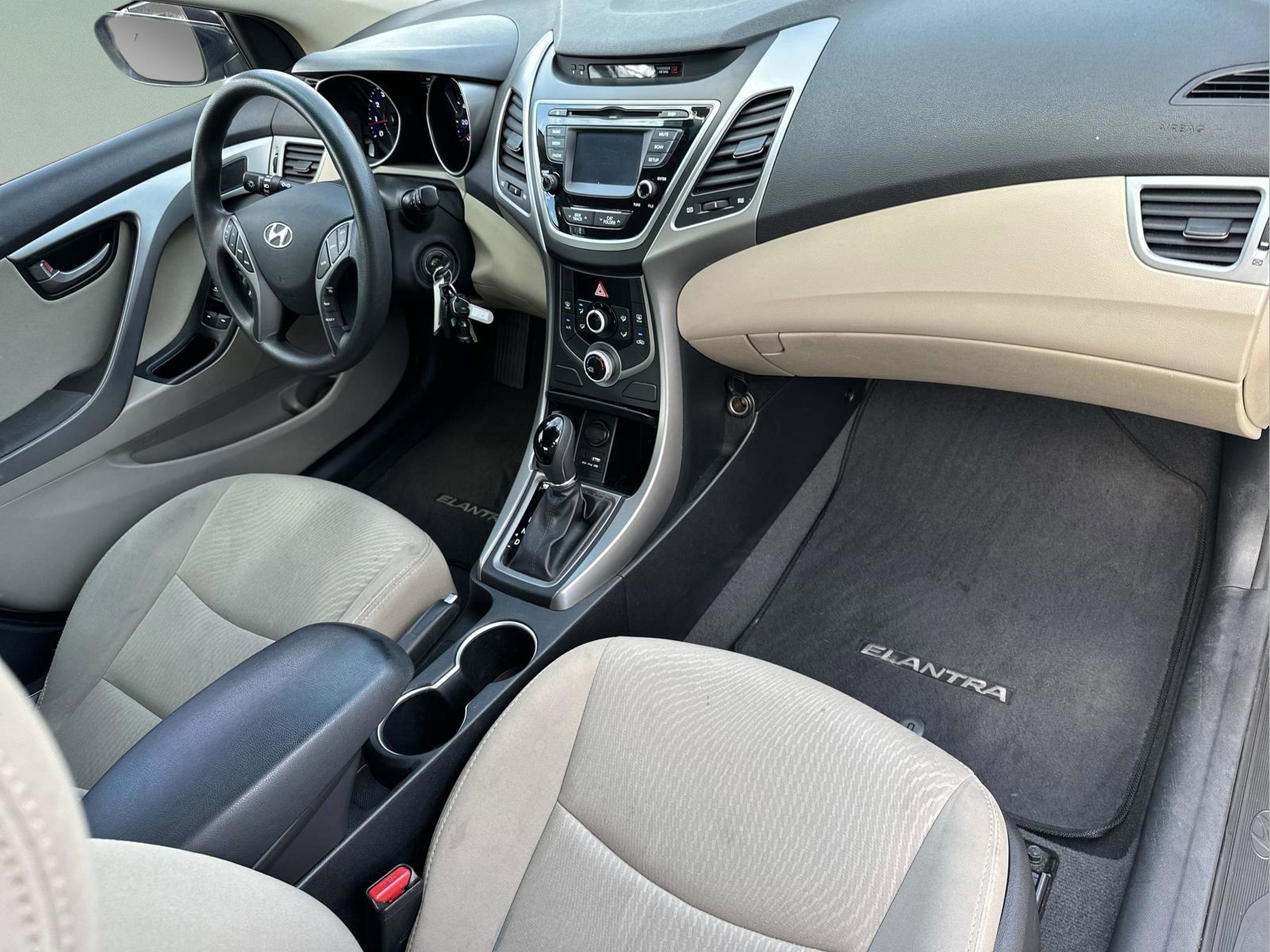 Used 2015 Hyundai Elantra SE w/ Option Group 02 image 20