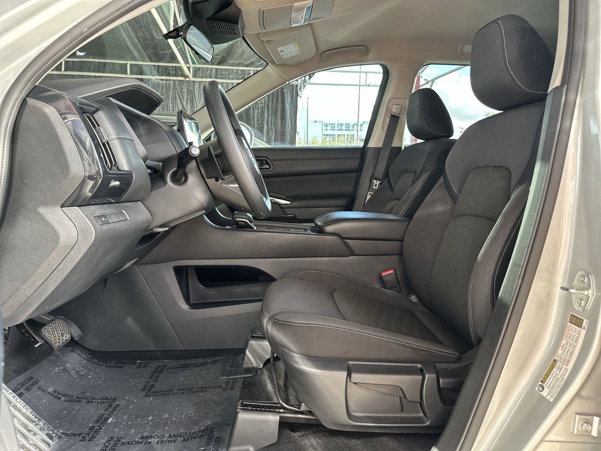 Used 2024 Nissan Pathfinder S w/ Cargo Package image 13