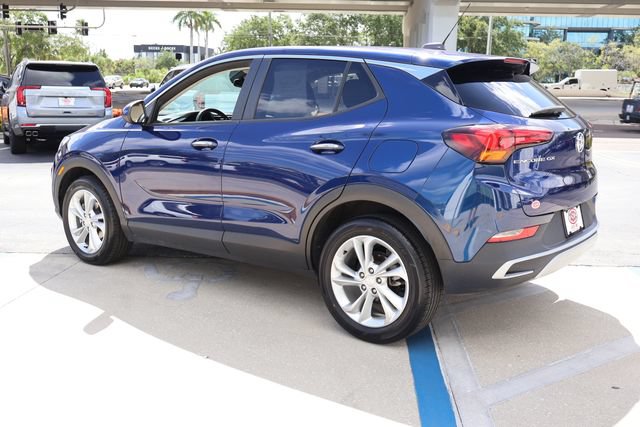 Used 2023 Buick Encore GX Preferred w/ Cold Weather Comfort Package FWD image 5