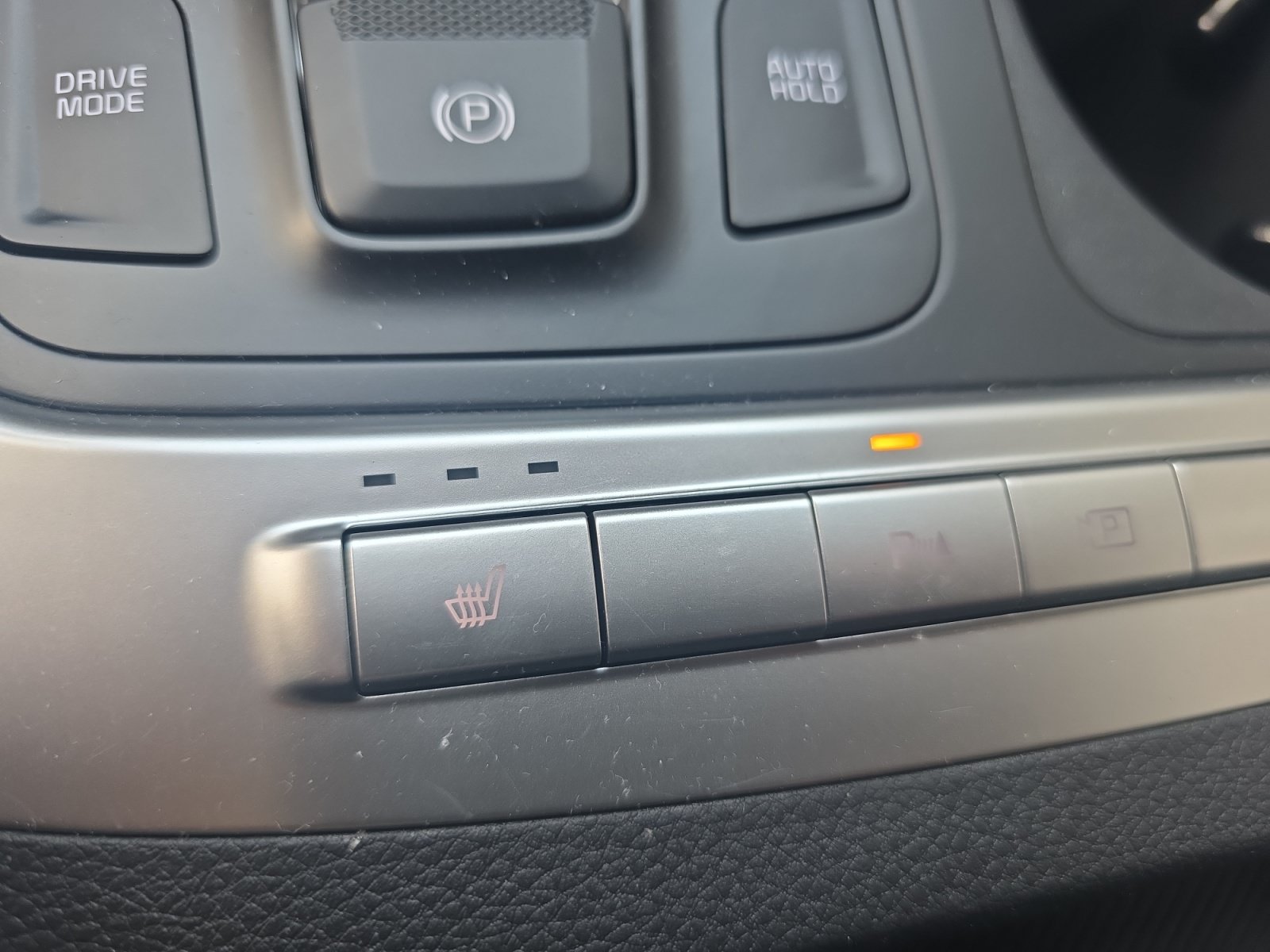 Certified 2026 Kia Carnival LX FWD image 23