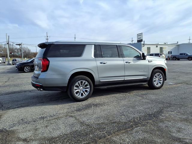 Used 2023 GMC Yukon XL Denali image 18