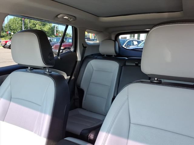 Used 2022 GMC Terrain SLT AWD/4WD image 21