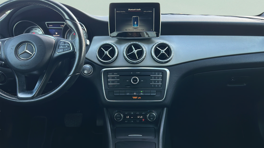 Used 2016 Mercedes-Benz GLA 250 image 24