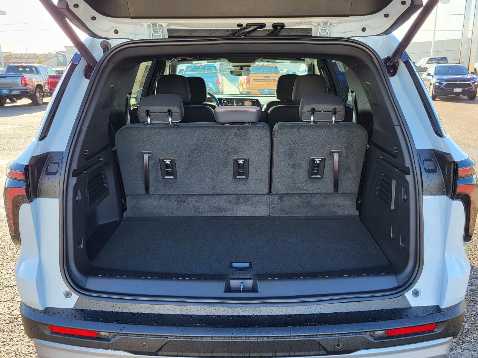 New 2026 Chevrolet Traverse LT w/ Driver Confidence Package image 12