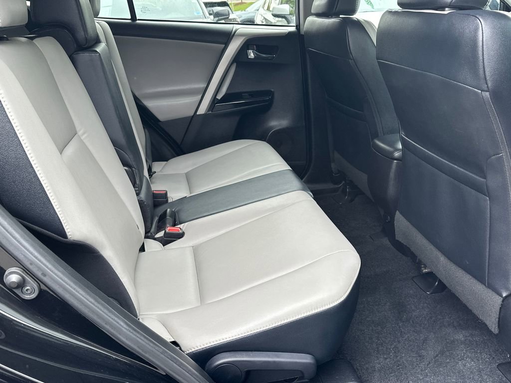 Used 2017 Toyota RAV4 Limited FWD image 14
