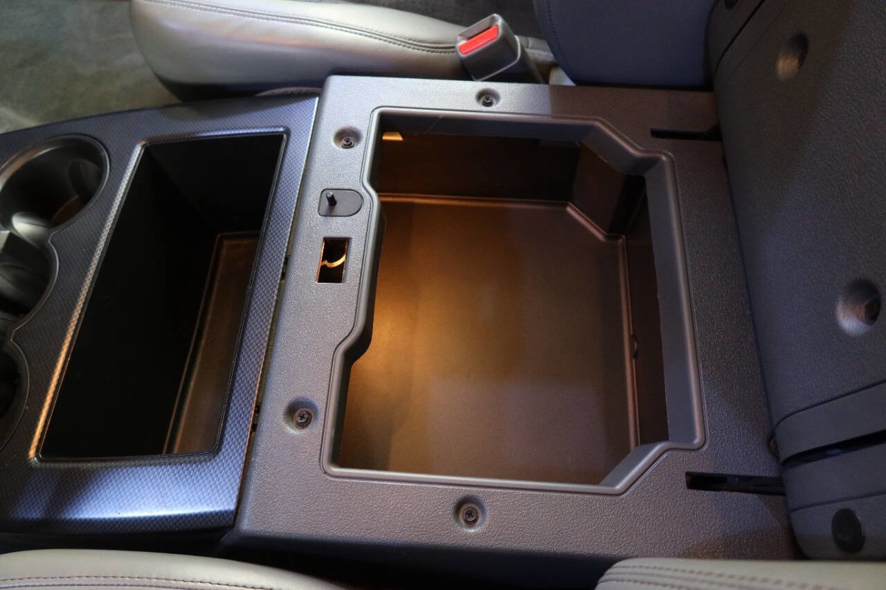 Used 2006 Dodge Ram 1500 Truck 2WD Quad Cab w/ Communication Pkg image 26