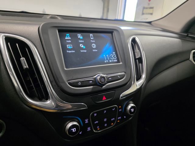Used 2018 Chevrolet Equinox LT image 18