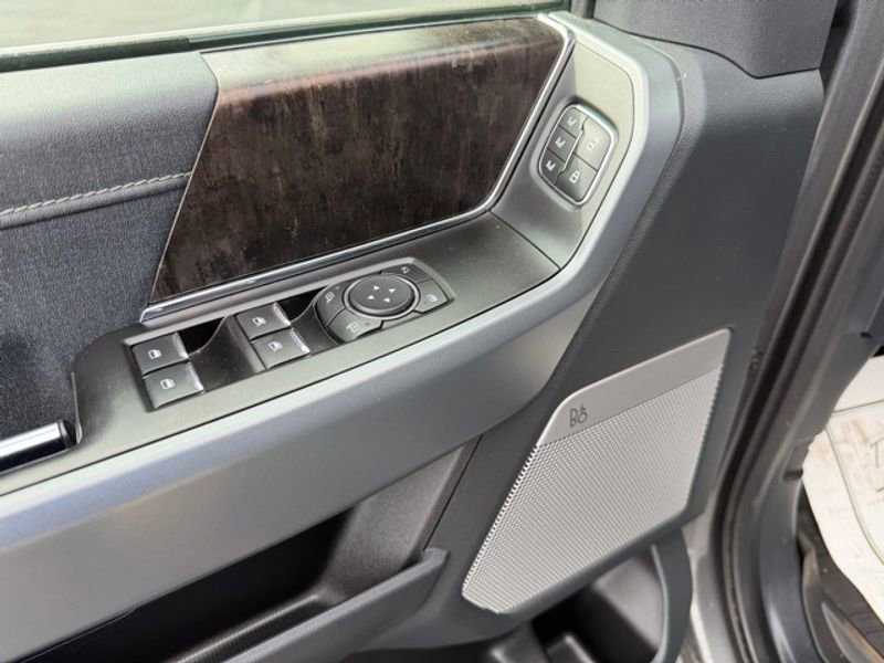 Used 2021 Ford F150 Lariat w/ Equipment Group 502A High image 19