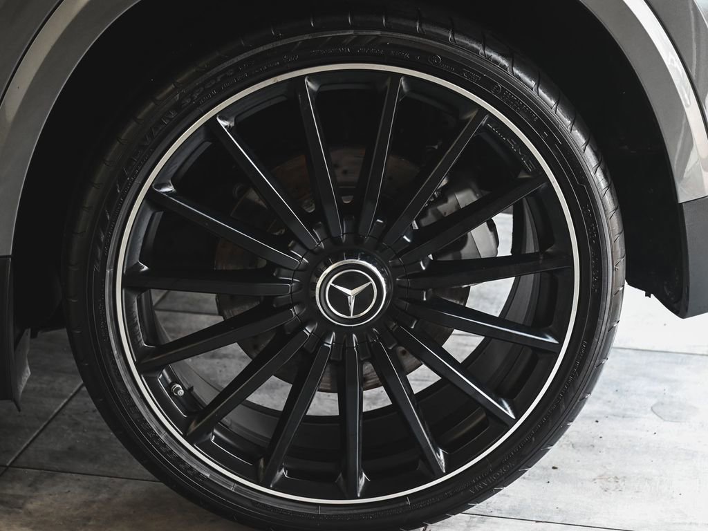 Used 2024 Mercedes-Benz GLA 35 AMG 4MATIC image 7