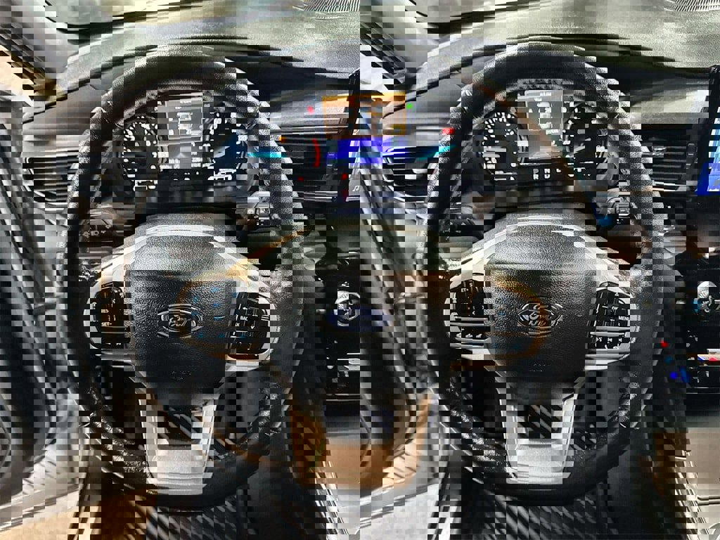 Used 2022 Ford Explorer Limited image 17