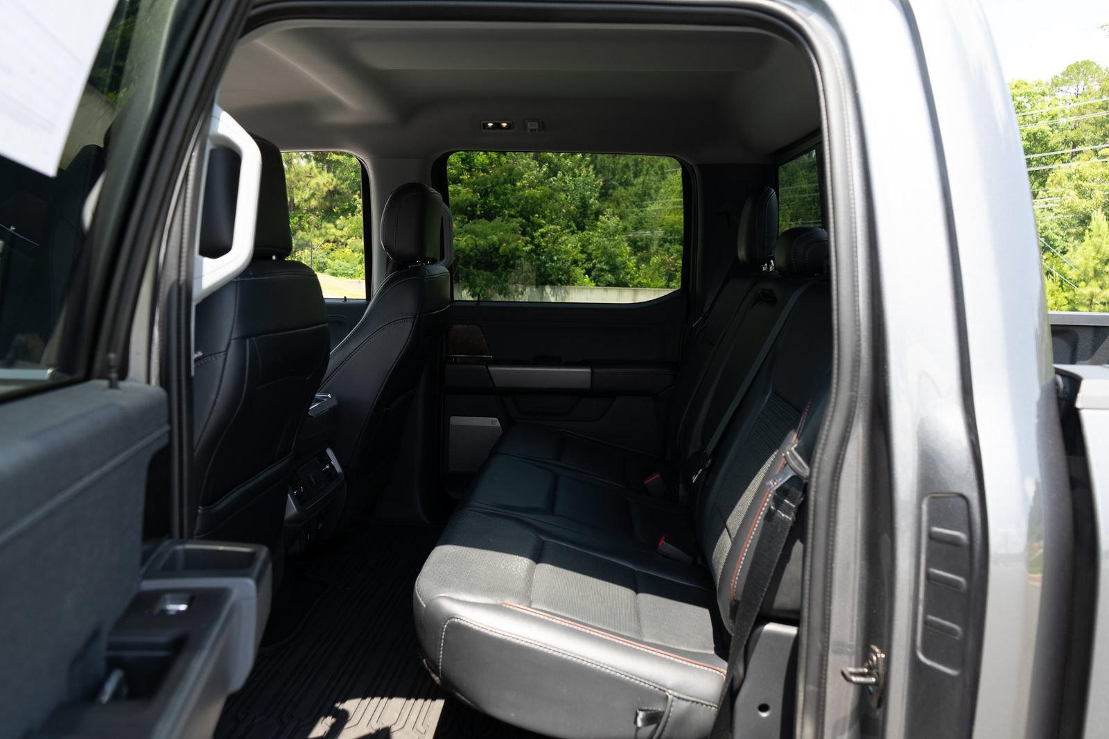 Used 2021 Ford F150 Lariat AWD/4WD image 18
