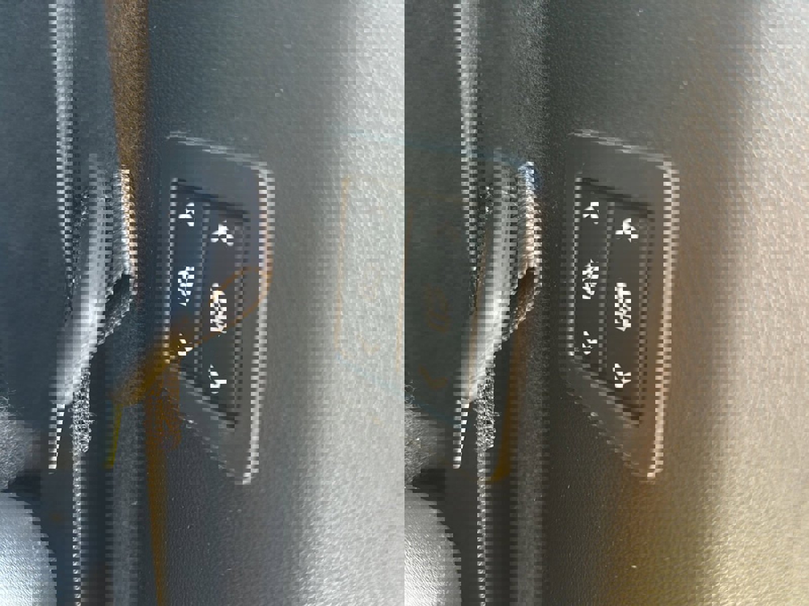 Used 2023 Cadillac XT6 Premium Luxury image 24