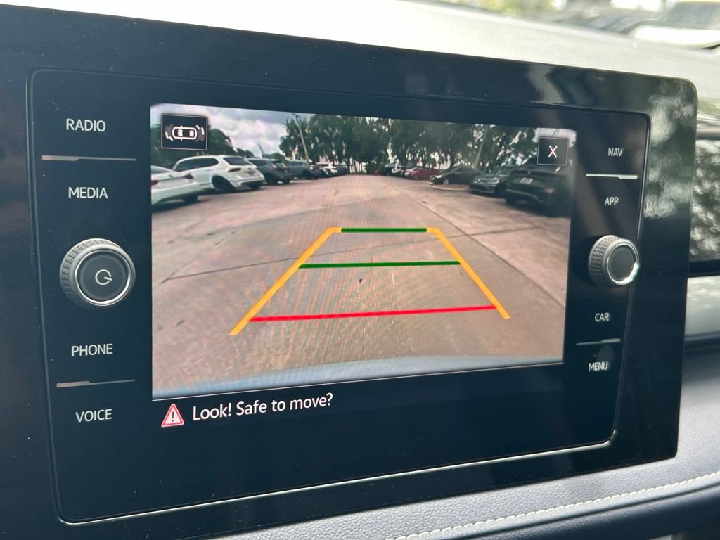 New 2026 Volkswagen Taos SEL AWD/4WD image 19