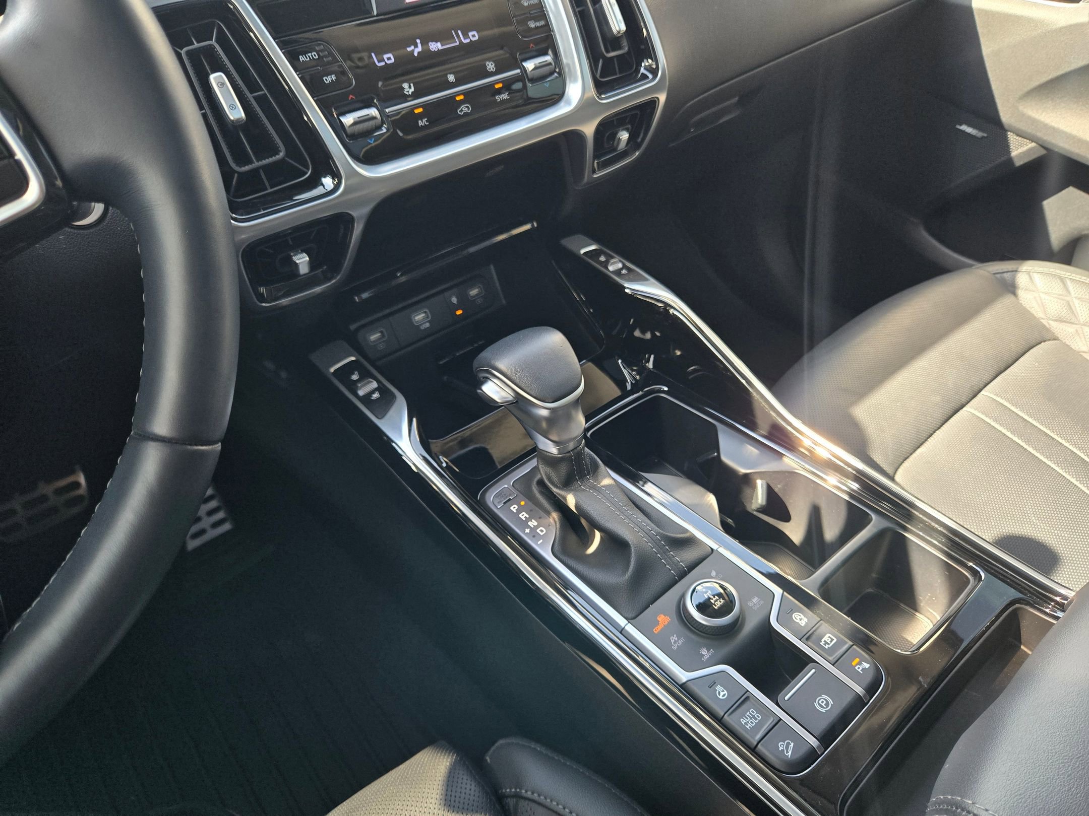 Used 2023 Kia Sorento SX image 30