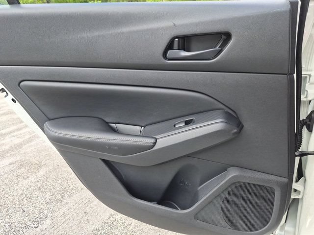 Used 2025 Nissan Altima 2.5 SV FWD image 26