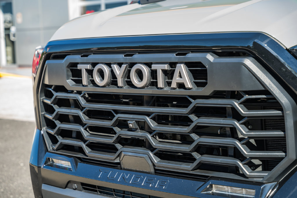 Used 2024 Toyota Tundra Platinum AWD/4WD image 11