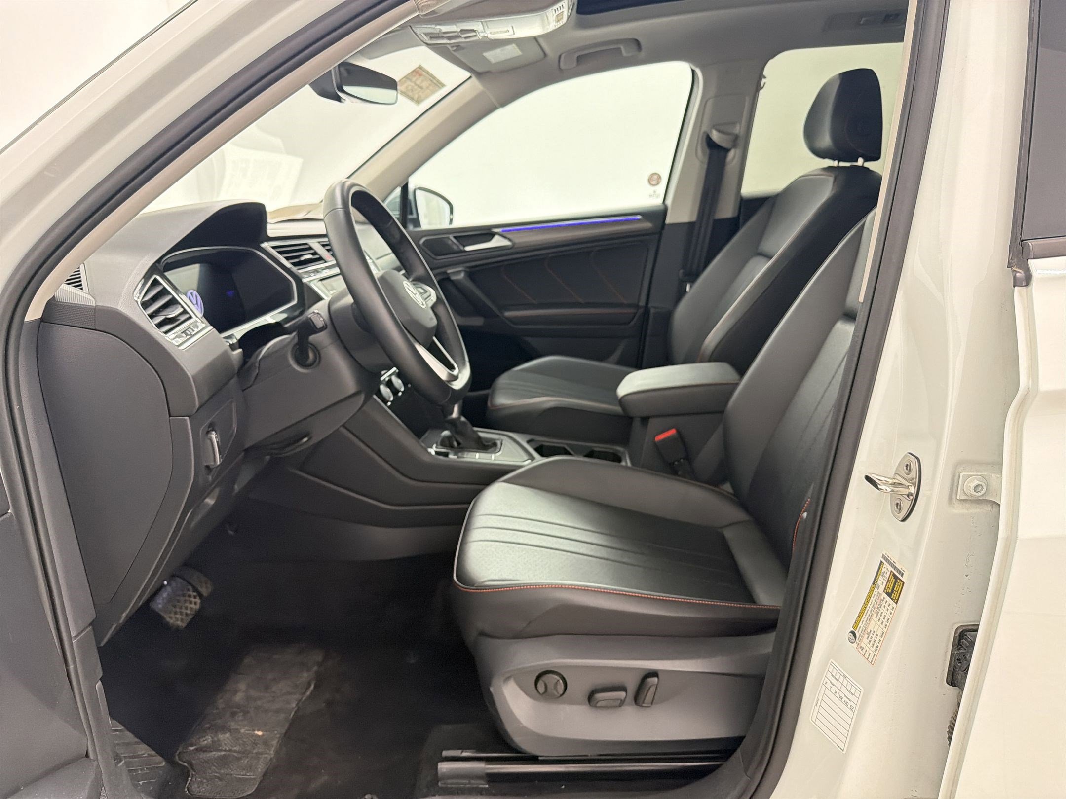 Used 2024 Volkswagen Tiguan Wolfsburg Edition image 5