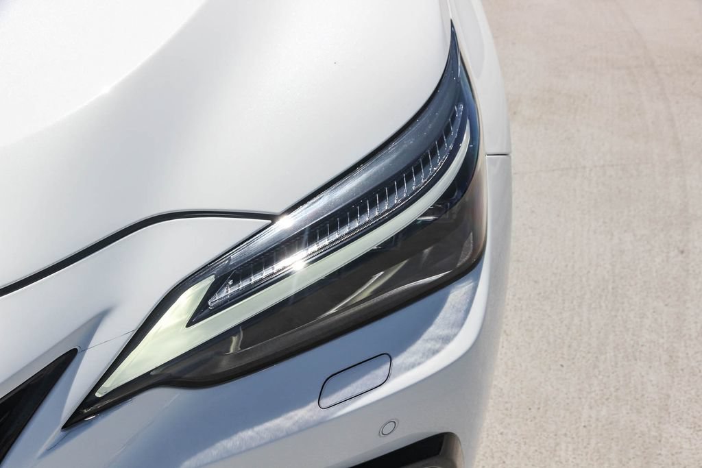 Certified 2025 Lexus NX 350 F Sport AWD/4WD image 9