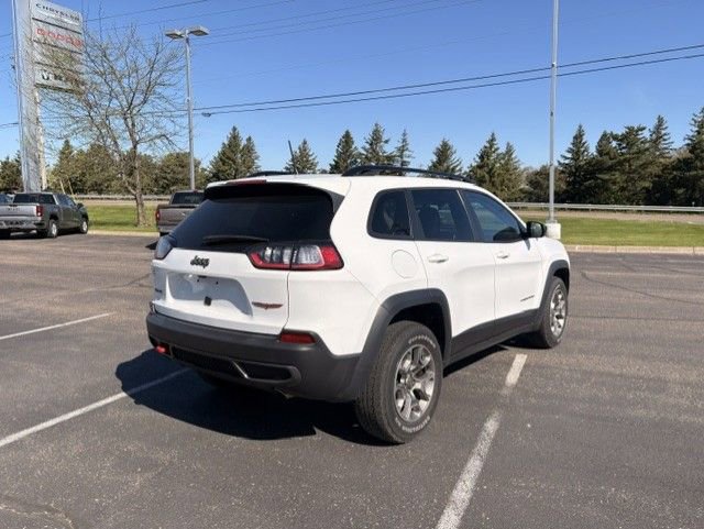 Used 2022 Jeep Cherokee Trailhawk AWD/4WD image 3