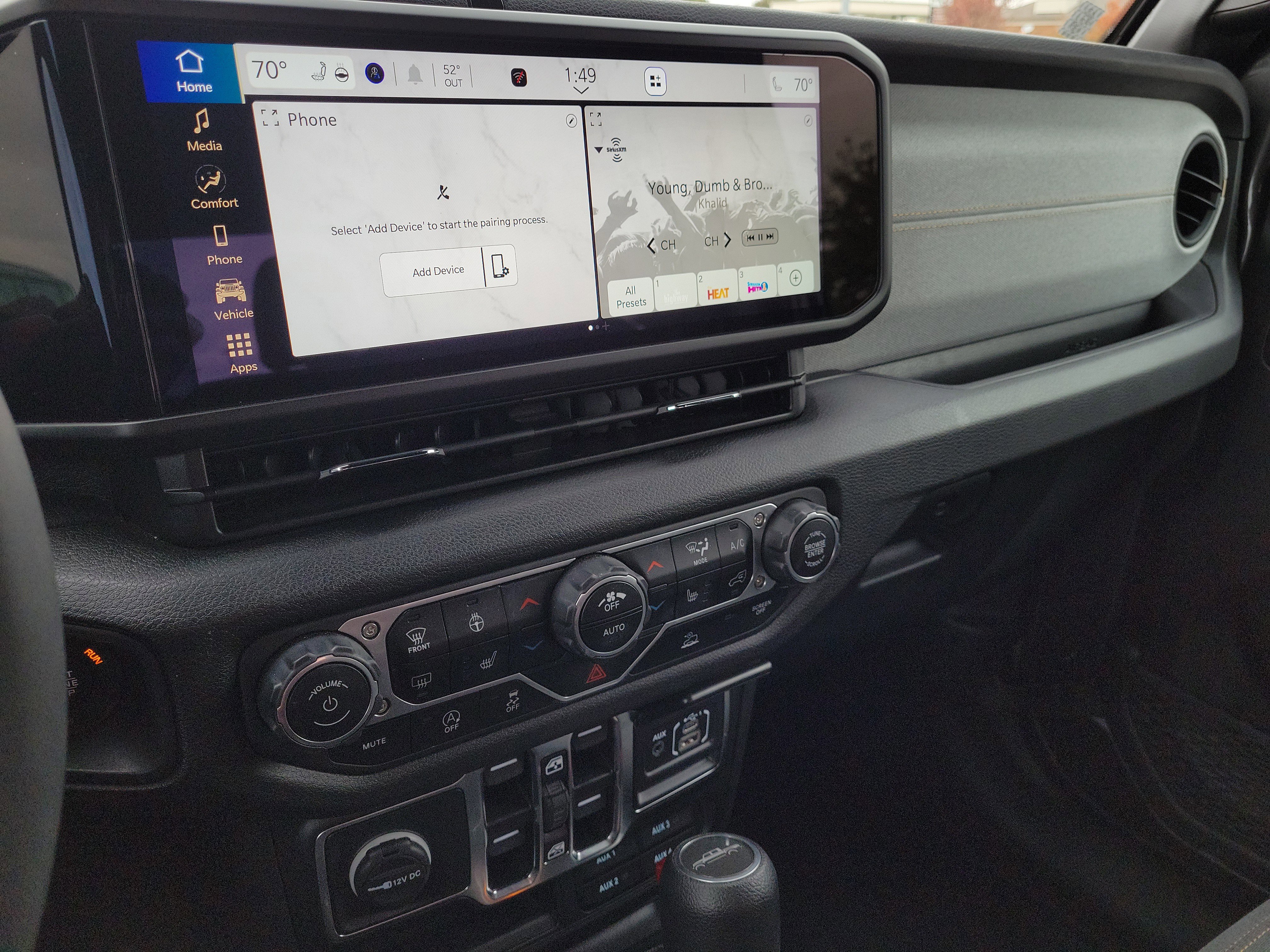 Used 2024 Jeep Gladiator Sport image 26