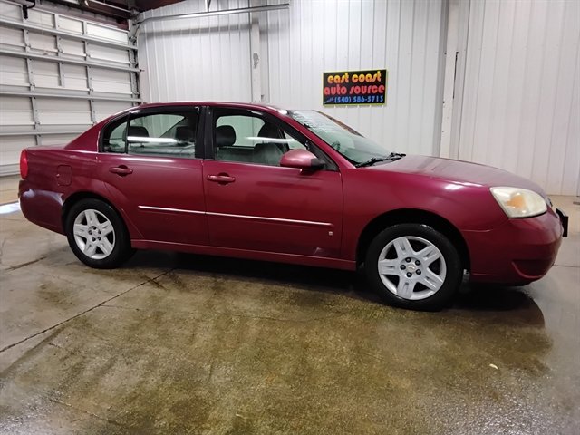 Used 2006 Chevrolet Malibu LT FWD image 2