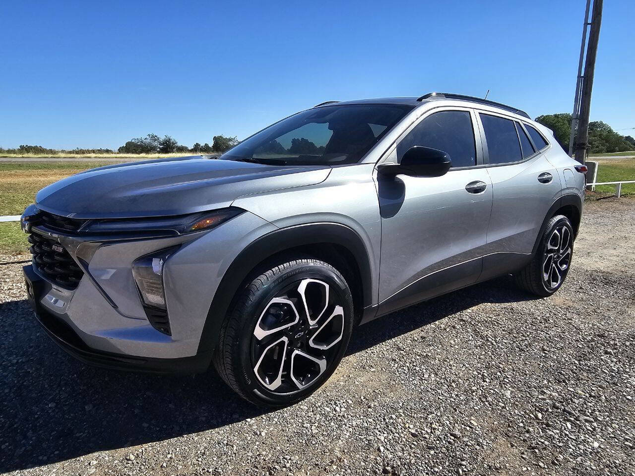 Used 2024 Chevrolet Trax RS w/ Sunroof Package