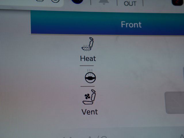 Used 2025 Jeep Wagoneer S Launch Edition image 4