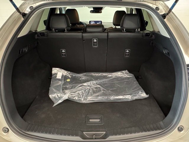 Certified 2025 MAZDA CX-5 AWD 2.5 S w/ Select Package image 10