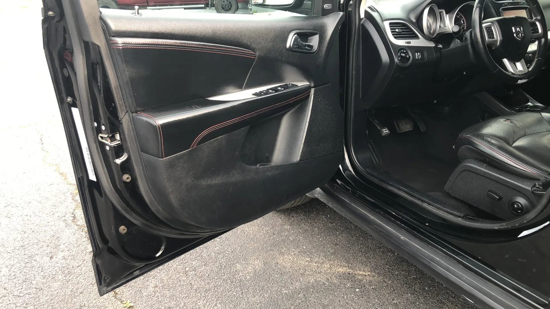 Used 2015 Dodge Journey R/T image 9