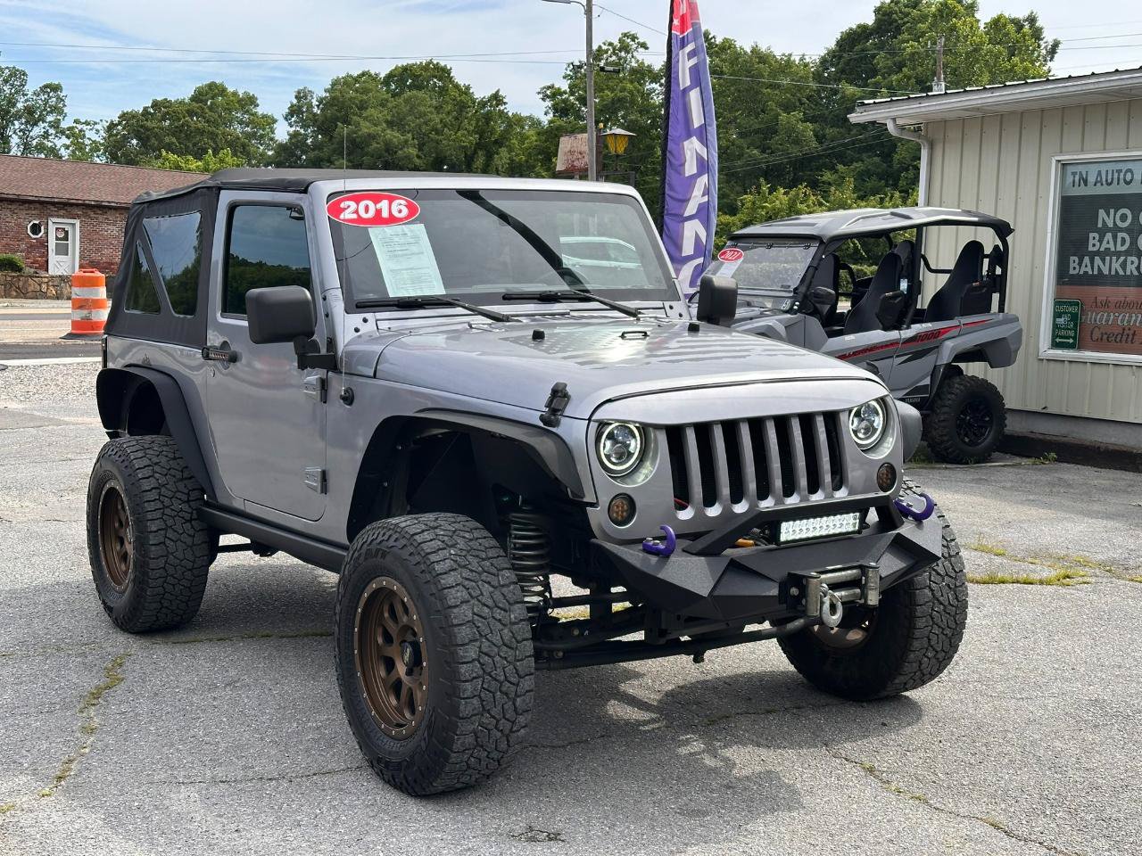 Used 2016 Jeep Wrangler Sport w/ Quick Order Package 23S AWD/4WD image 3