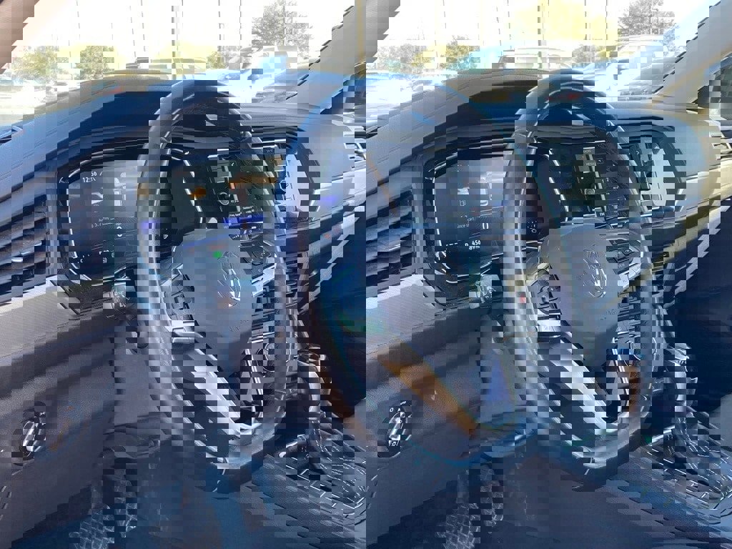 Used 2024 Volkswagen Jetta S image 9