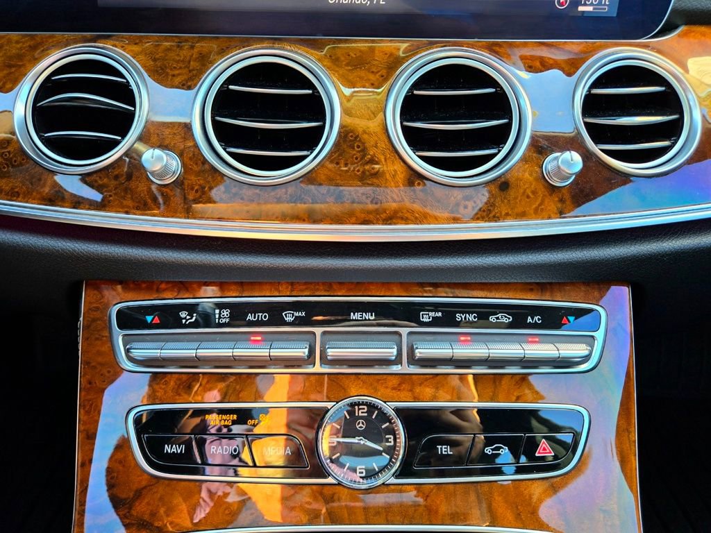 Used 2020 Mercedes-Benz E 450 4MATIC Sedan w/ Driver Assistance Package image 33