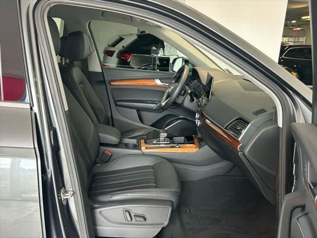 Certified 2023 Audi Q5 2.0T Premium w/ Convenience Package image 20