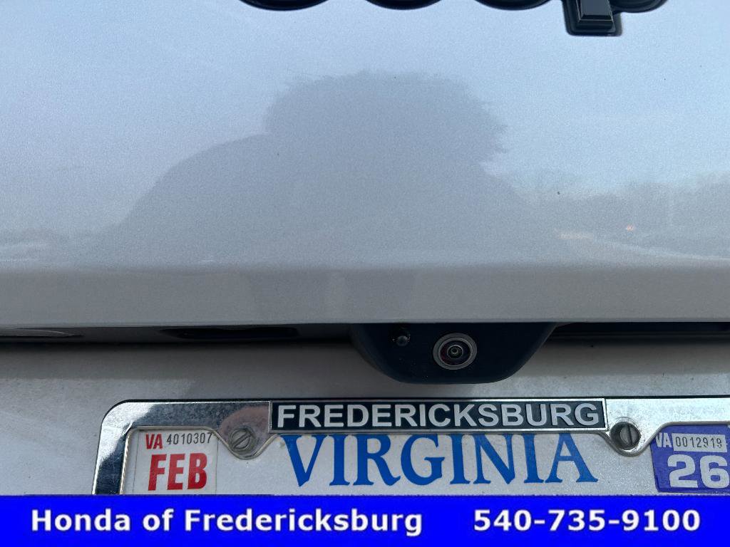 Used 2025 Jeep Grand Cherokee L Summit image 11