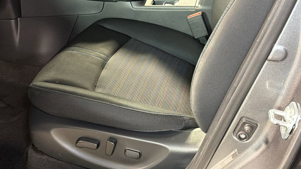 Used 2018 Nissan Leaf SV w/ SV Technology Package image 23