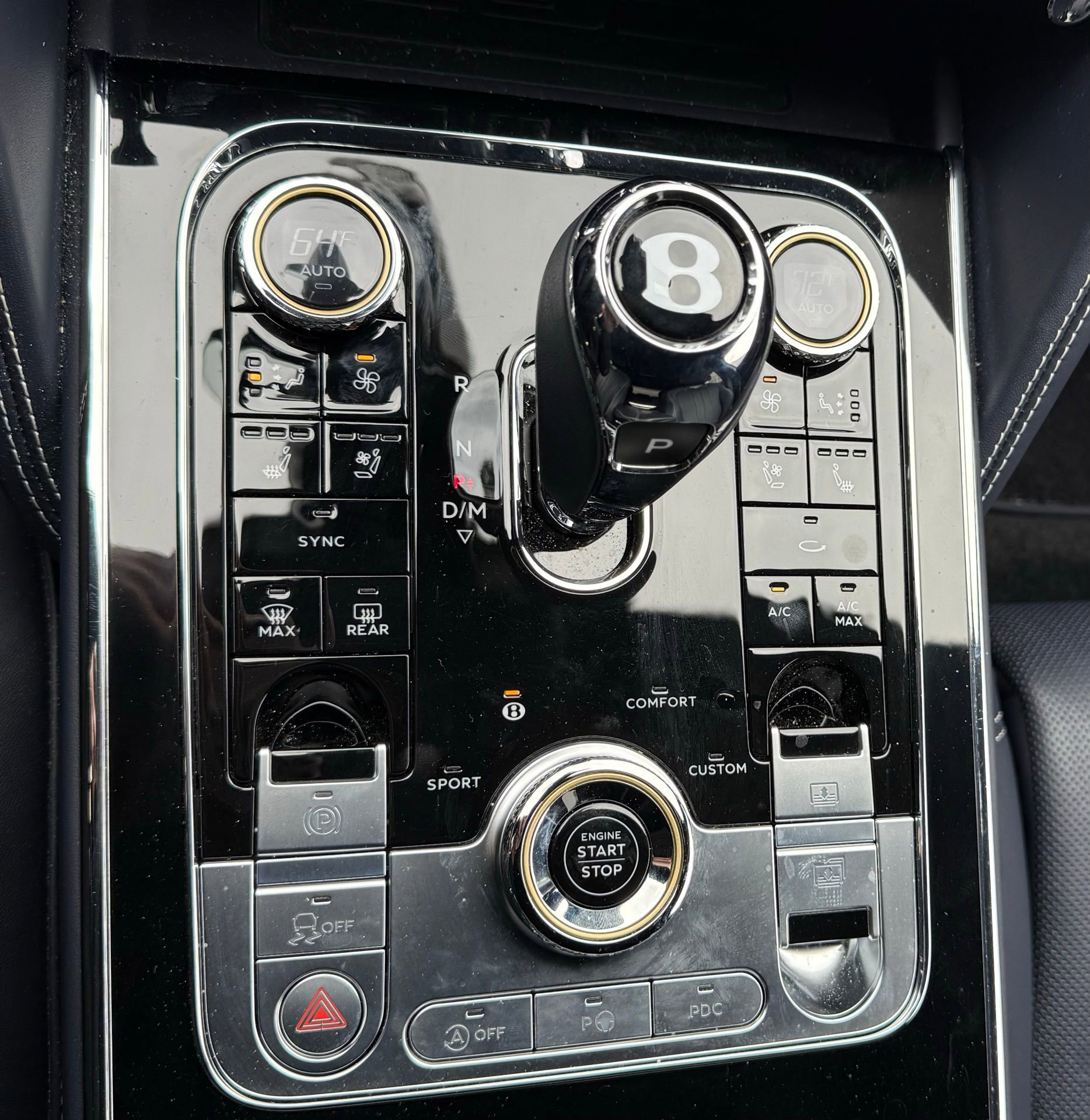 Used 2021 Bentley Flying Spur V8 image 52