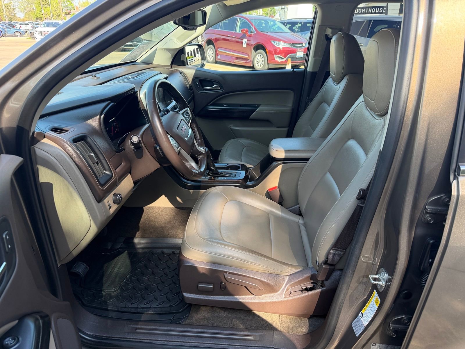 Used 2016 GMC Canyon SLT image 10