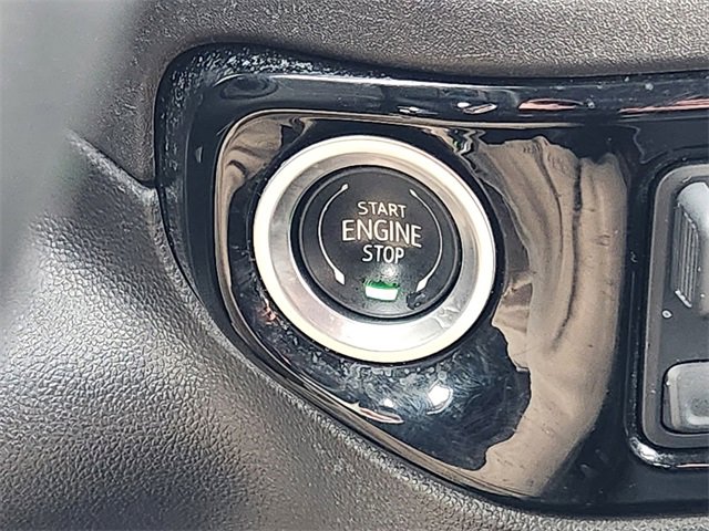 Used 2025 GMC Sierra 1500 SLT image 27