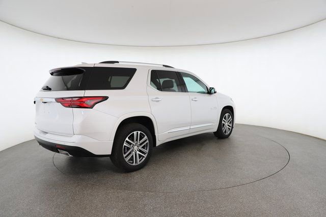 Used 2024 Chevrolet Traverse High Country image 18