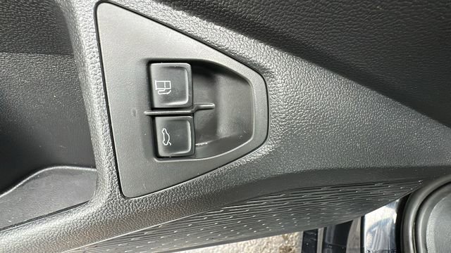 Used 2022 Volkswagen Jetta SE image 28