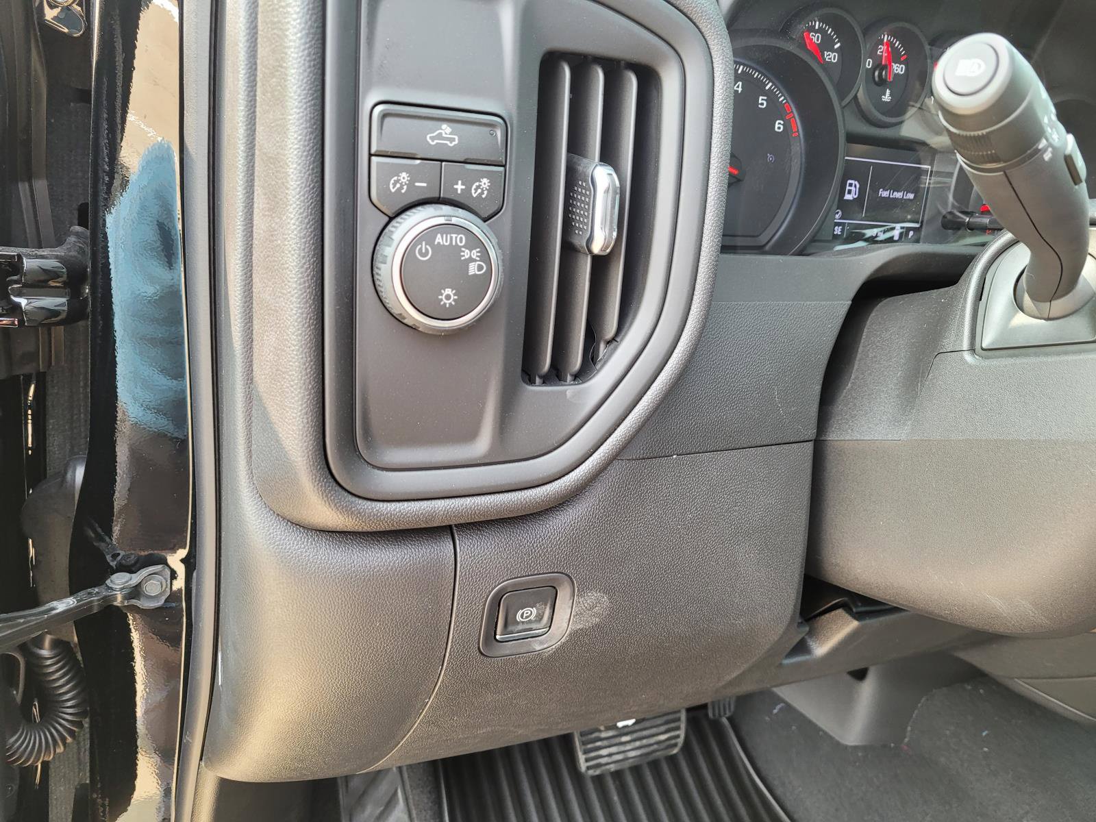 New 2026 Chevrolet Silverado 1500 Custom RWD image 16