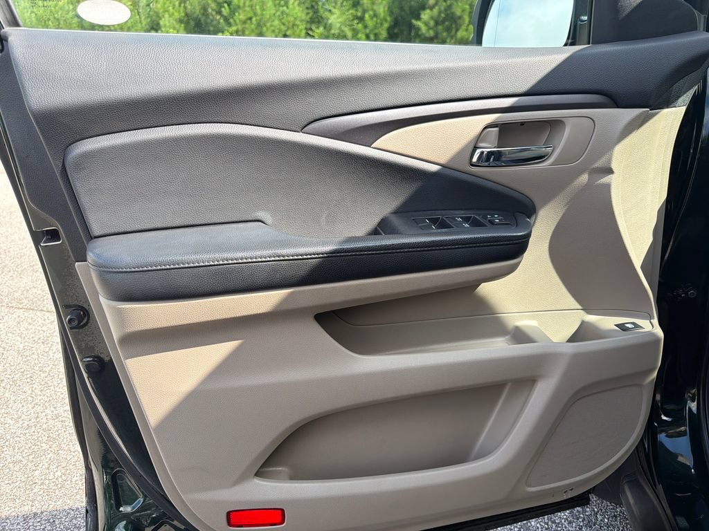 Used 2016 Honda Pilot EX image 25