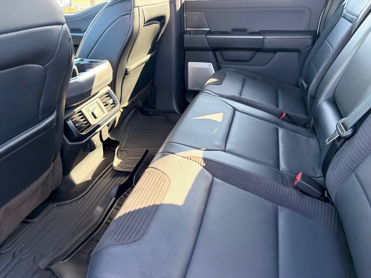 Used 2023 Ford F150 Raptor AWD/4WD image 16