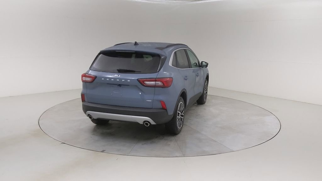 New 2026 Ford Escape SE image 14