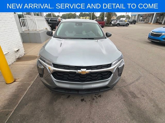 Certified 2024 Chevrolet Trax LS FWD image 4