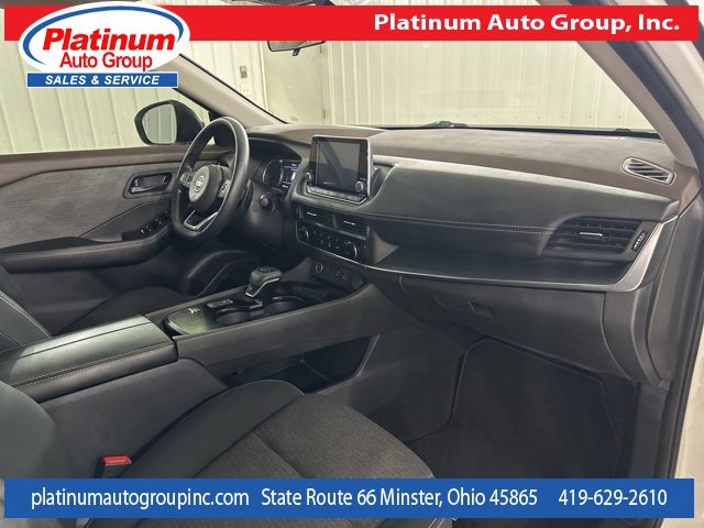 Used 2021 Nissan Rogue S image 33