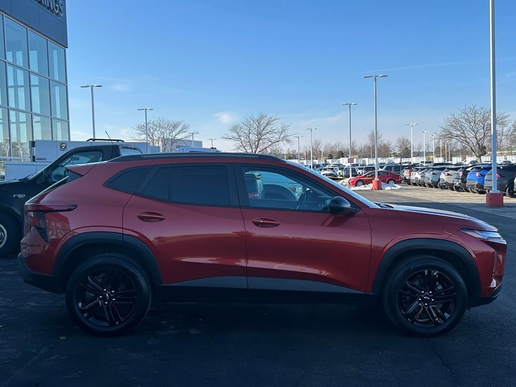 Used 2024 Chevrolet Trax ACTIV w/ Driver Confidence Package image 8