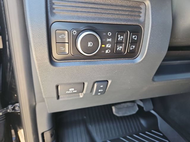 Used 2025 Ford F250 Platinum w/ FX4 Off-Road Package AWD/4WD image 17