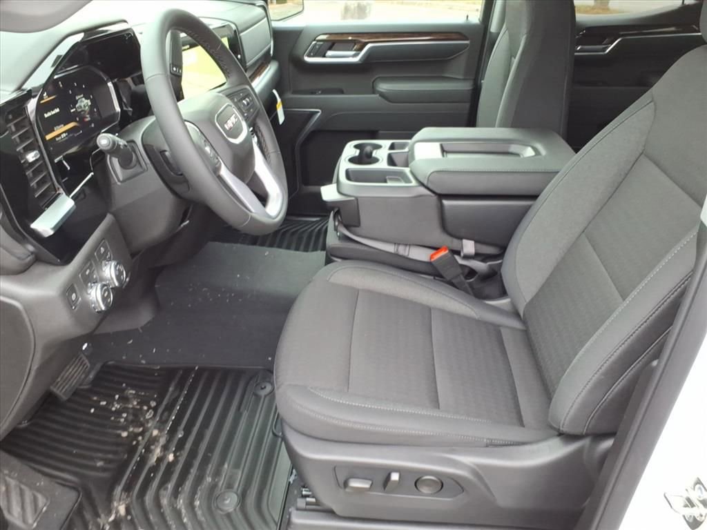 New 2026 GMC Sierra 1500 SLE w/ Preferred Package image 3