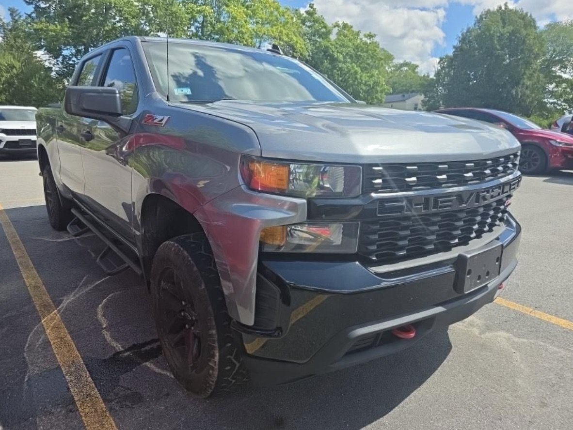Used 2020 Chevrolet Silverado 1500 Custom Trail Boss w/ Custom Convenience Package AWD/4WD image 3